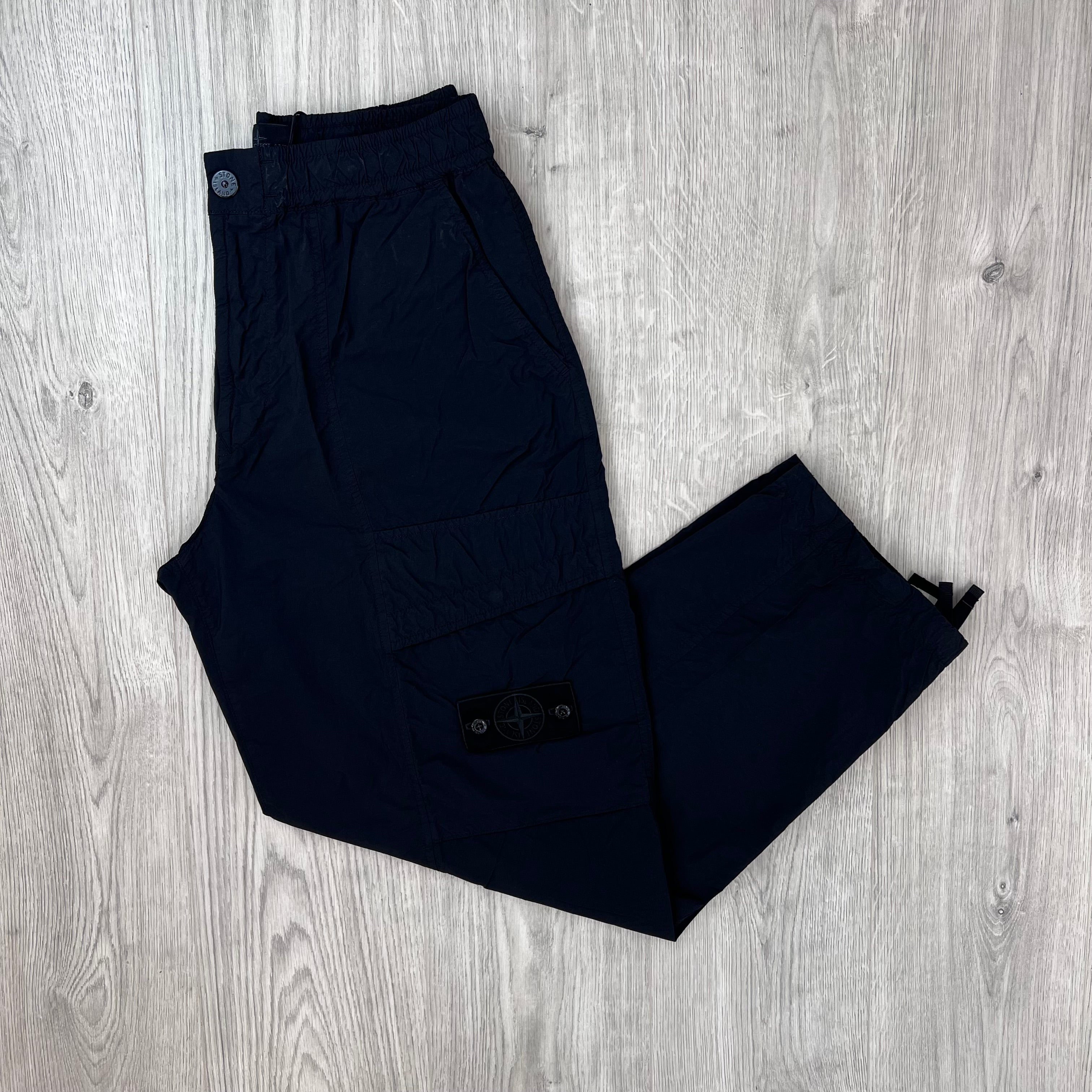 Stone Island Ghost SMERIGLIATO Cargo Trousers - Black