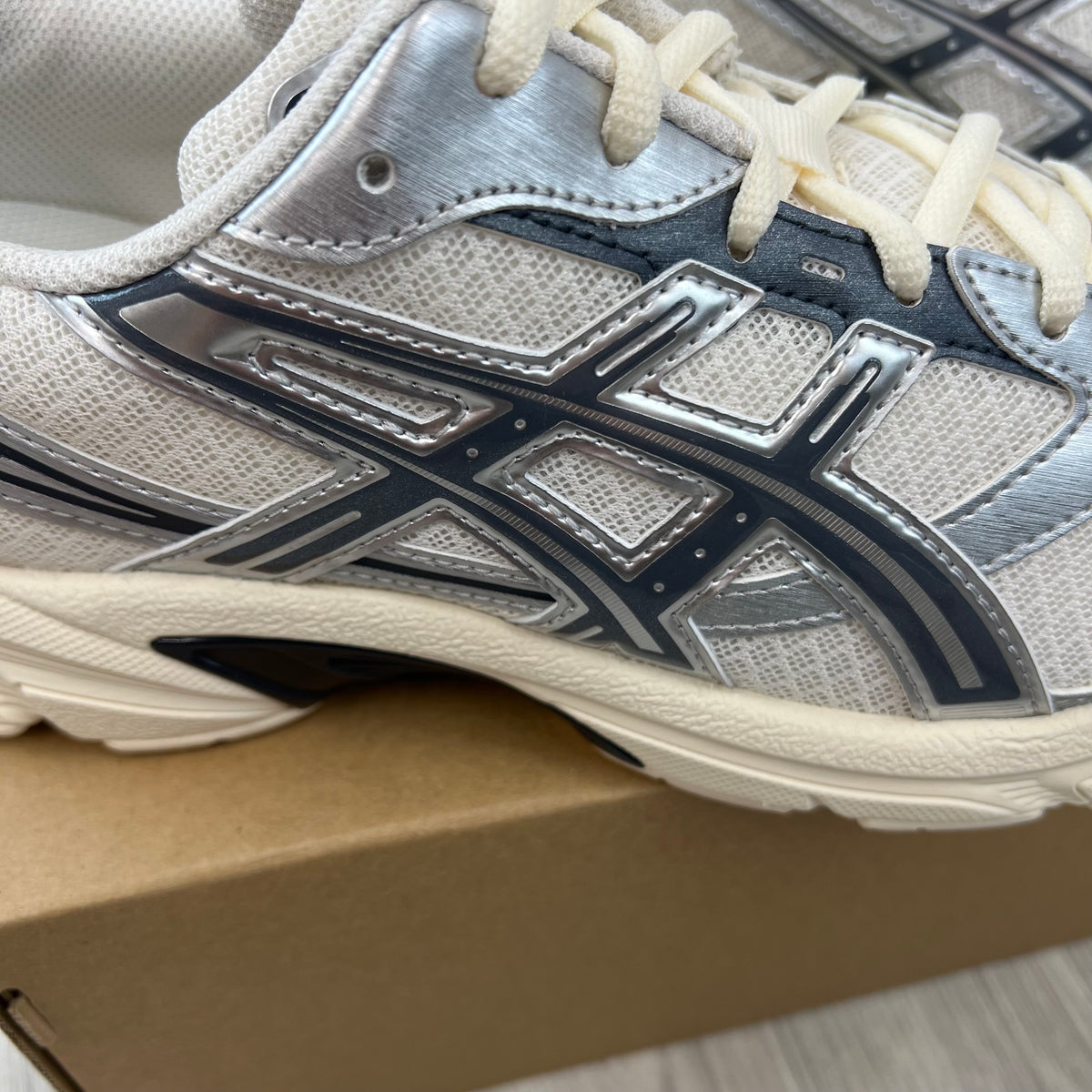 Asics 'GEL-1130' Sneakers - Cream/Carrier Grey