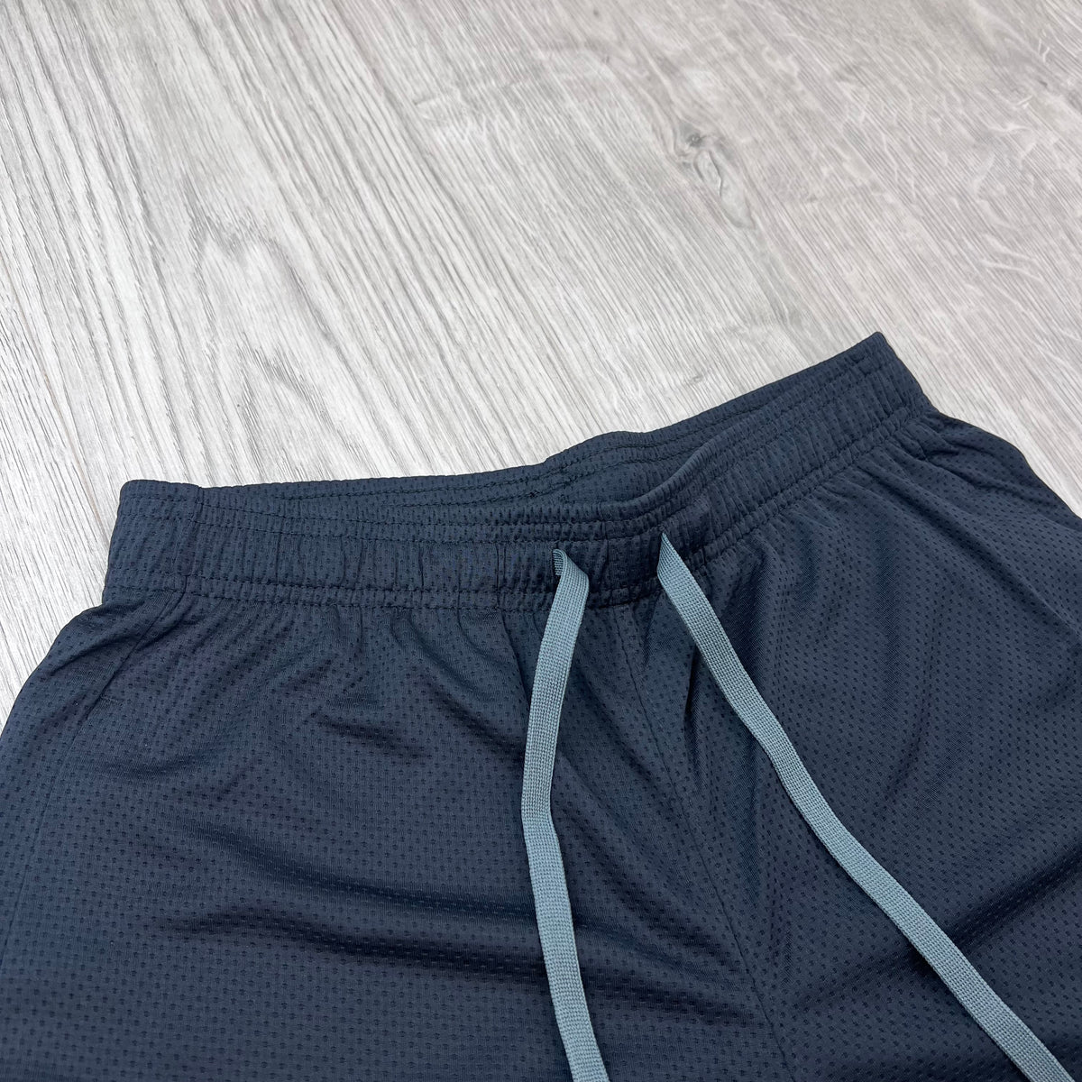 Under Armour Tech Shorts - Black