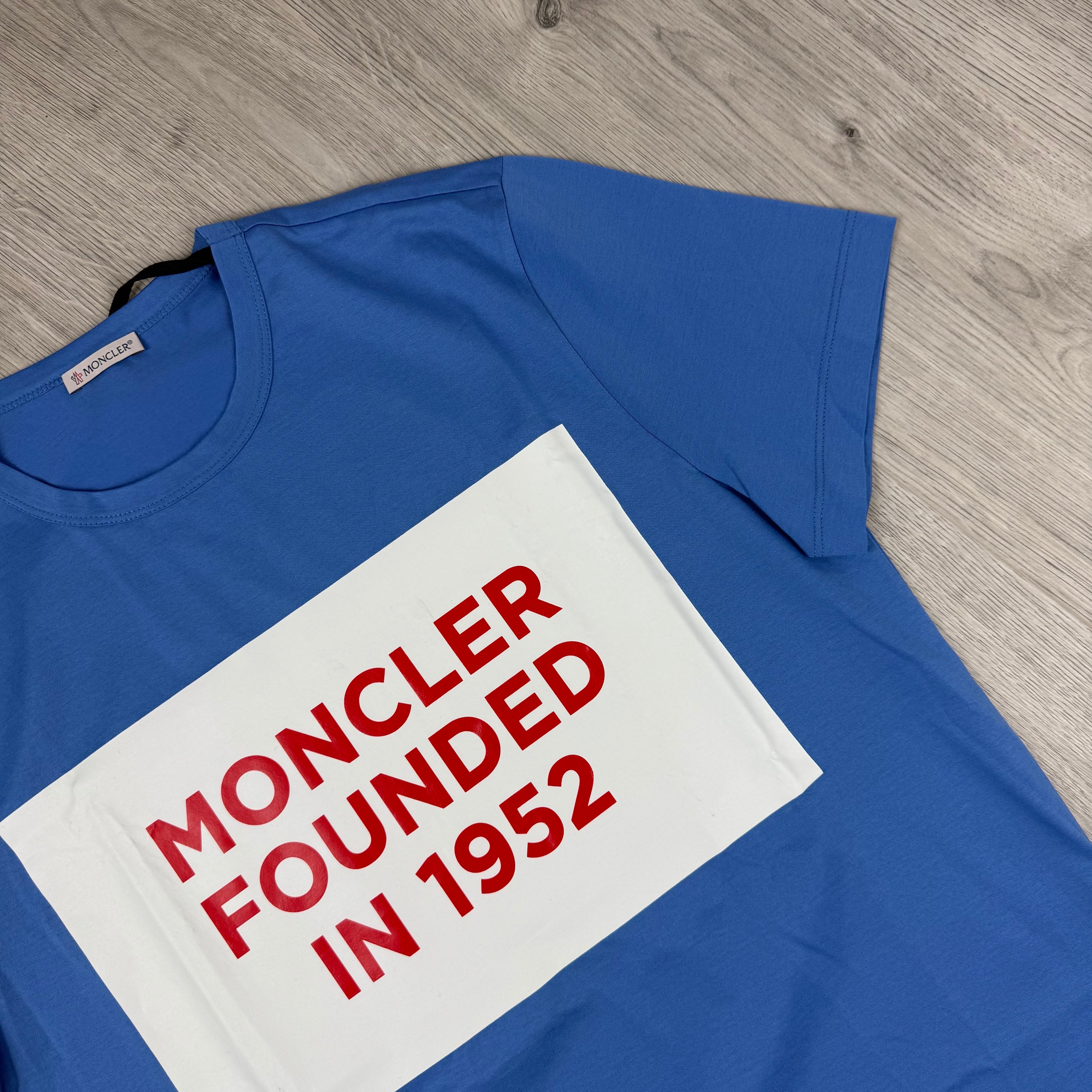 Moncler 1952 Box T-Shirt - Blue