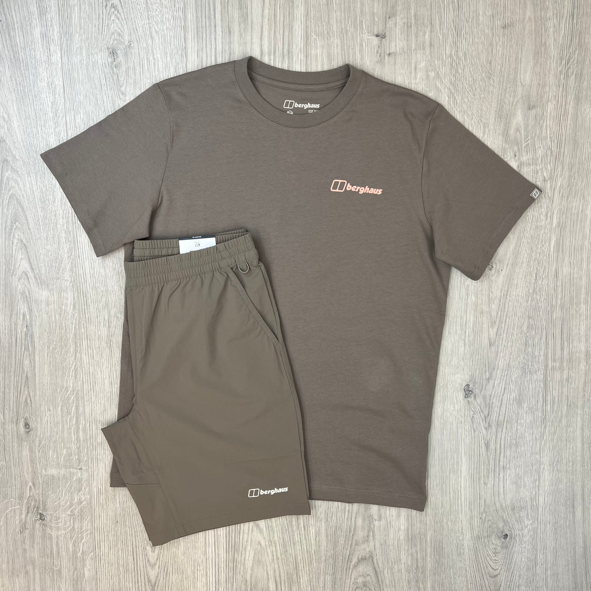Berghaus 'Tech' Set - Brown