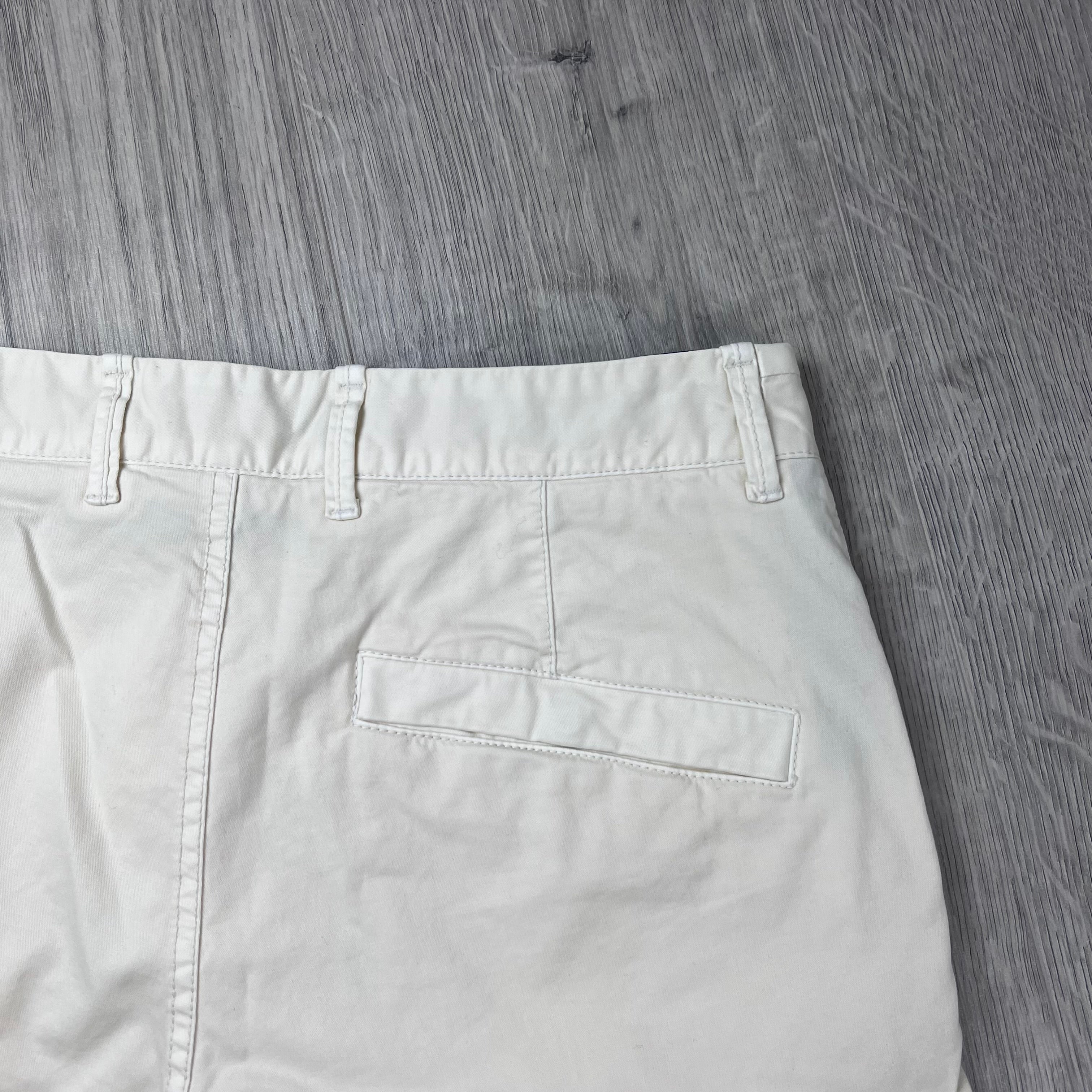 Stone Island Cargo Shorts - Ivory