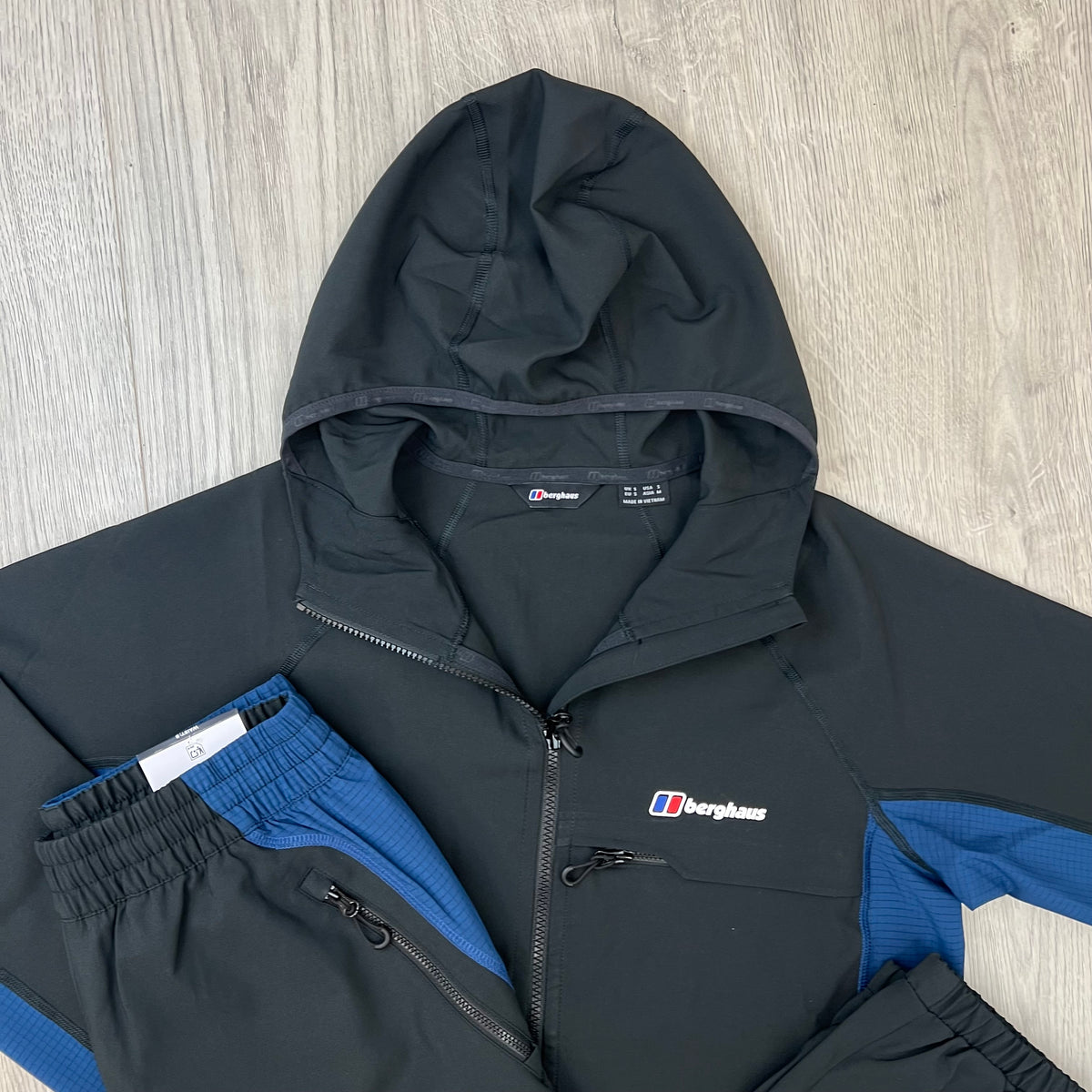 Berghaus 'WaverTree' Tracksuit - Black