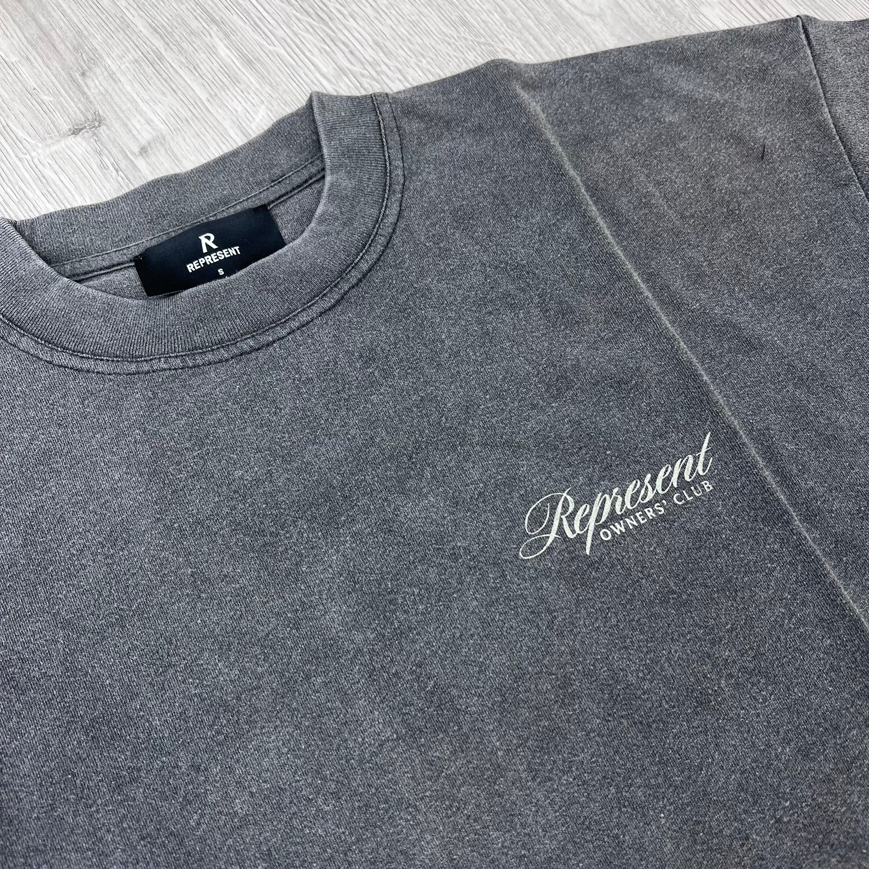 Represent Owners Club Script T-Shirt in Vintage Grey - Logo detail.